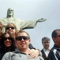 Brazos Extendidos Chords by Hillsong United