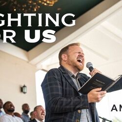 Fighting For Us Chords by Hillsong Worship