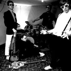 Aka I-d-i-o-t Bass tabs by The Hives