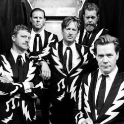 The Bomb Chords by The Hives