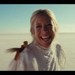Far Country Chords by Ellie Holcomb