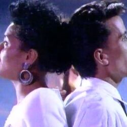 Sweet Lovers Chords by Holidaymakers