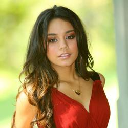 Don't Leave Chords by Vanessa Hudgens