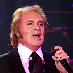 Engelbert Humperdinck chords for What i did for love