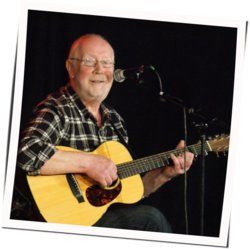 Child On The Green Chords by Ian Bruce