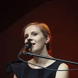 Raudoni Vakarai Chords by Ieva Narkute