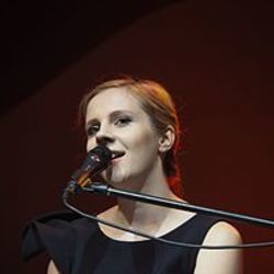 Raudoni Vakarai Chords by Ieva Narkute