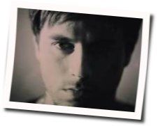 Roamer Chords by Enrique Iglesias