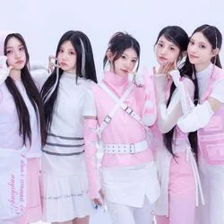 Jellyous Chords by Illit (아일릿)