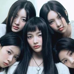 Magnetic Chords by Illit (아일릿)