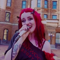 Stab My Back Bass Tab by Instant Crush