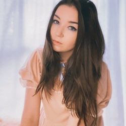 Soft Cloud Chords by Isabella Levan