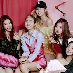 Sooo Lucky Chords by Itzy (있지)