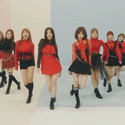 La Vie En Rose 라비앙로즈 Chords by IZ*ONE (아이즈원) 