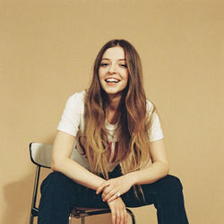 Honeymoon Chords by Jade Bird