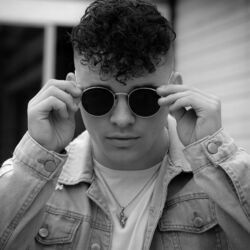 I Still Cry Chords by Jake Banfield