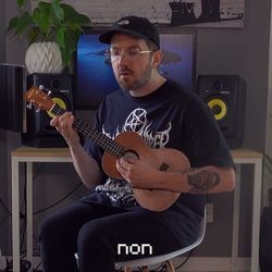 42 Long Ukulele Chords by Jay Scøtt