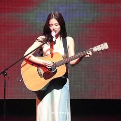 Best Part Chords by JENNIE