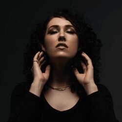 Dark Of Night Chords by Jennifer Jess