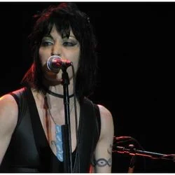 Everyone Knows Chords by Joan Jett