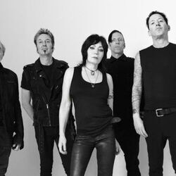 Whiskey Goes Good Chords by Joan Jett And The Blackhearts