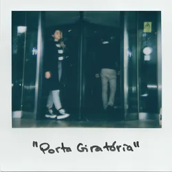 Porta Giratória by Joana Almeirante