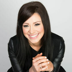 Forever We Sing Hallelujah Chords by Kari Jobe