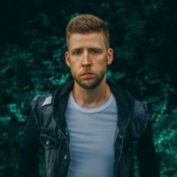 I Look To You Chords by Joel Vaughn