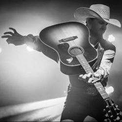 Grass Stains Chords by Cody Johnson