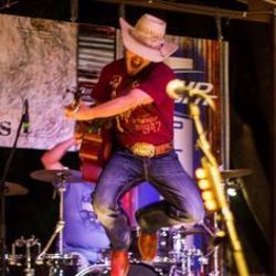 It's Amazing Chords by Cody Johnson