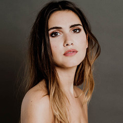 Quatre Murs Et Un Toi Chords by Joyce Jonathan