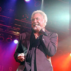 I Couldn't Say Goodbye Chords by Tom Jones