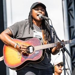 Fortune Favors The Bold Chords by Joy Oladokun