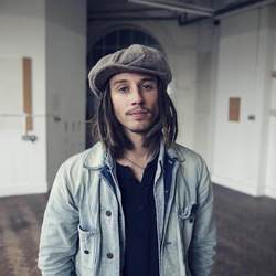 Signs Chords by JP Cooper