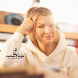 Juli chords for Vier wände