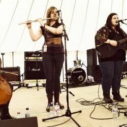 Julia And The Doogans chords for Down the line