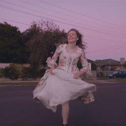 Head Alone Chords by Julia Jacklin