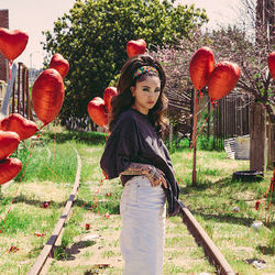 Love Is Weird Chords by Julia Michaels
