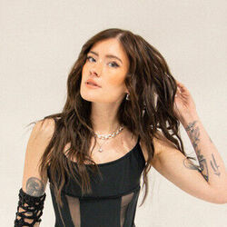 Mediocre Chords by Madeline Juno