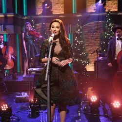 Christmas Don't Be Late Chords by Kacey Musgraves