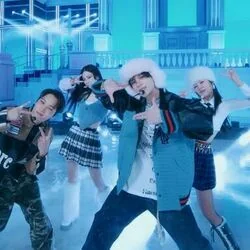 Hot & Cold Chords by Kai, Seulgi, Jeno, Karina