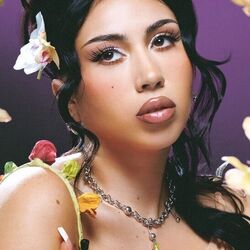 Como Debe Ser Bass Tab by Kali Uchis