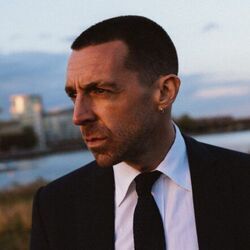 I Pray Chords by Miles Kane