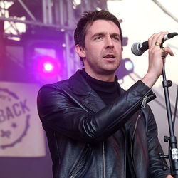 Never Get Tired Of Dancing Chords by Miles Kane