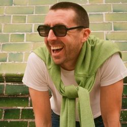 Tell Me What You're Feeling Chords by Miles Kane