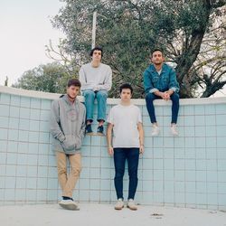 Hoy Chords by Karavana