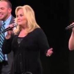 Karen Peck And New River chords for We shall wear a robe and crown