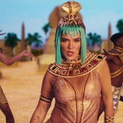 Don’t Be Shy (feat. Tiësto) Chords by Karol G