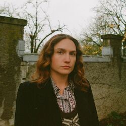 Your Hearts A Tin Box Chords by Kassi Valazza
