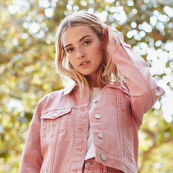 Shit Happens Chords by Katelyn Tarver